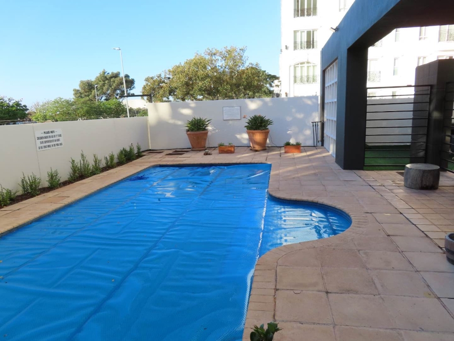 3 Bedroom Property for Sale in Three Anchor Bay Western Cape